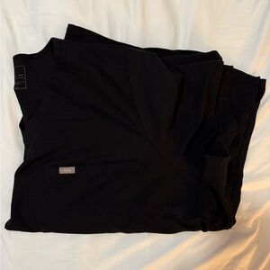 Figs 6XL black Vneck Scrub Top